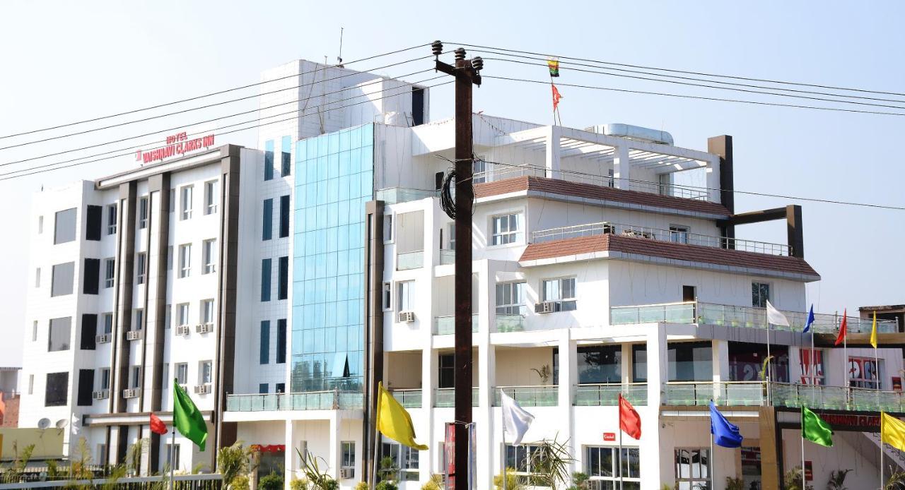 Vaishnavi Clarks Inn Buxar Екстериор снимка
