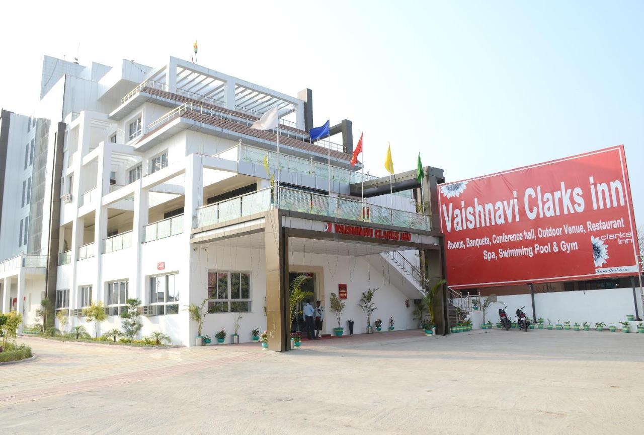 Vaishnavi Clarks Inn Buxar Екстериор снимка